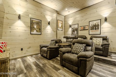 Tiny photo for 704 Topside Rd, Gatlinburg, TN 37738 (MLS # 1340974)