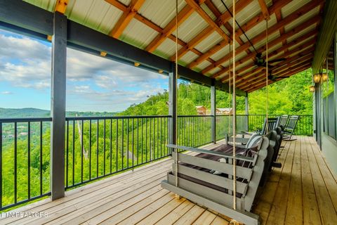 Tiny photo for 704 Topside Rd, Gatlinburg, TN 37738 (MLS # 1340974)