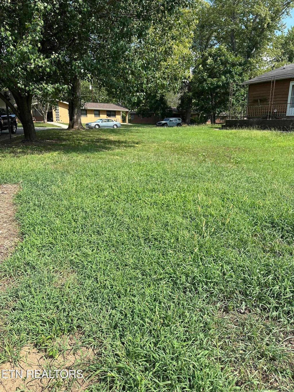 Photo of 428 Kingston Avenue Ave, Oliver Springs, TN 37840 (MLS # 1313163)