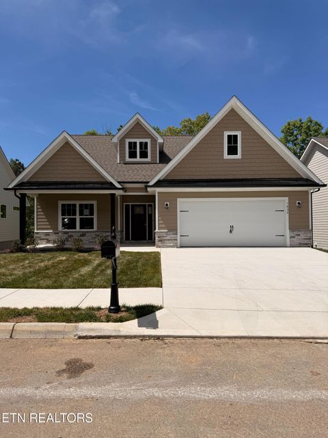 Photo of 1632 Green Meadows Lane, Lenoir City, TN 37771 (MLS # 1337725)