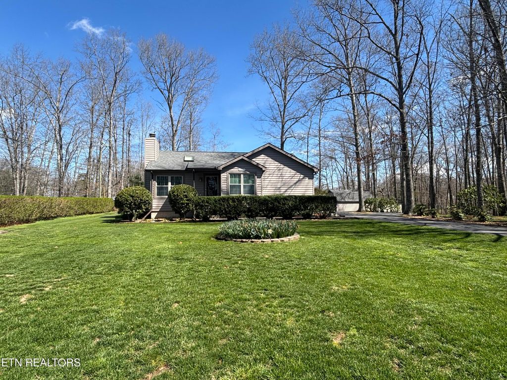 Photo of 6021 Osage Rd, Crossville, TN 38572 (MLS # 1335250)