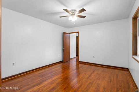Tiny photo for 328 Edgewood Drive, LaFollette, TN 37766 (MLS # 1317495)