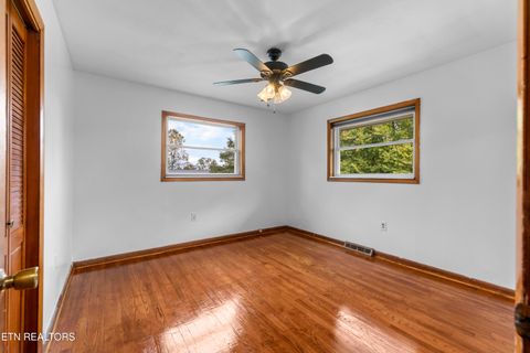 Tiny photo for 328 Edgewood Drive, LaFollette, TN 37766 (MLS # 1317495)