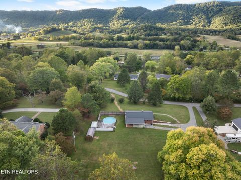 Tiny photo for 328 Edgewood Drive, LaFollette, TN 37766 (MLS # 1317495)