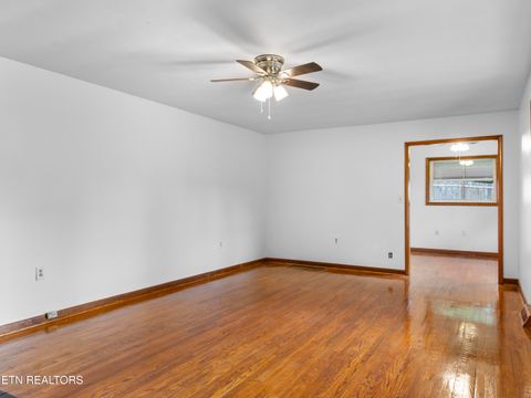 Tiny photo for 328 Edgewood Drive, LaFollette, TN 37766 (MLS # 1317495)