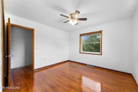 Tiny photo for 328 Edgewood Drive, LaFollette, TN 37766 (MLS # 1317495)