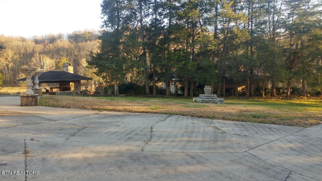 1013 Oliver Springs Hwy