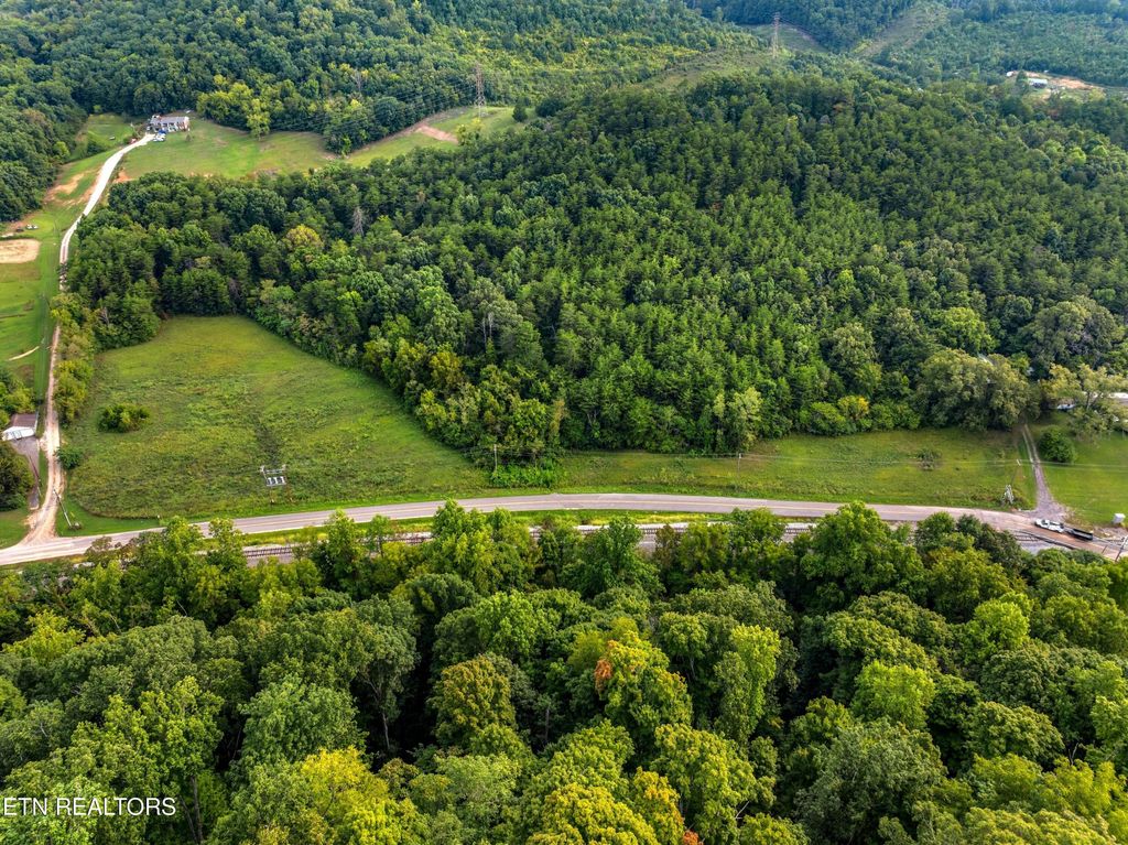 Photo of 3207 Sulphur Springs Rd, Morristown, TN 37813 (MLS # 1285885)