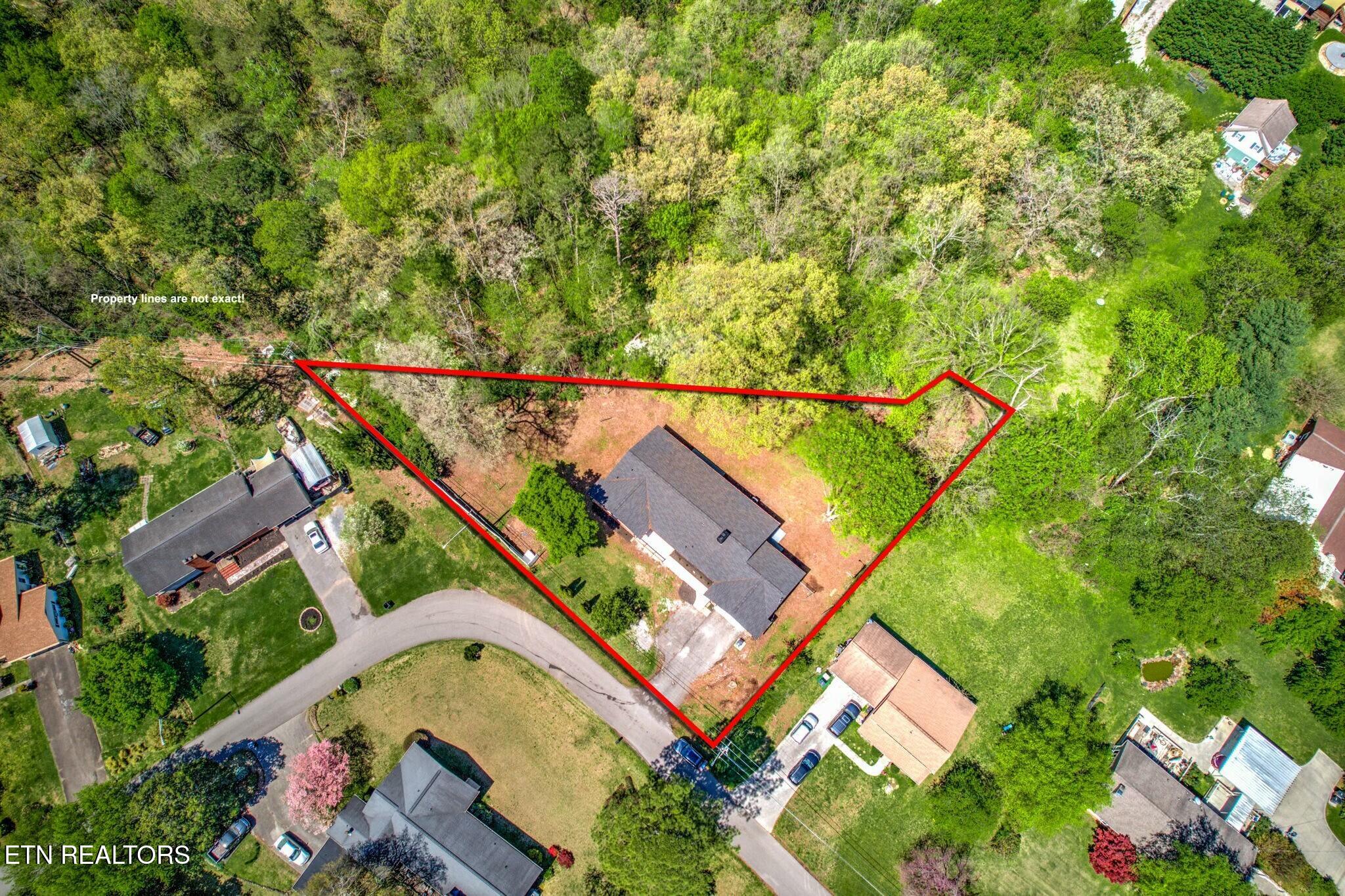 909 Dartmouth Rd