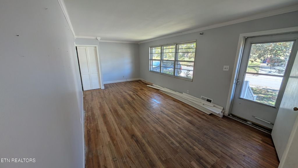 Photo of 240 East Drive, Oak Ridge, TN 37830 (MLS # 1330151)