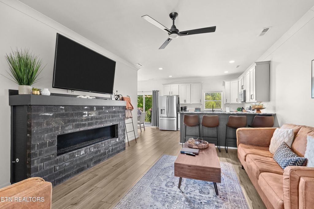 Photo of 422 Fleeta Williams Way, Pigeon Forge, TN 37862 (MLS # 1338042)