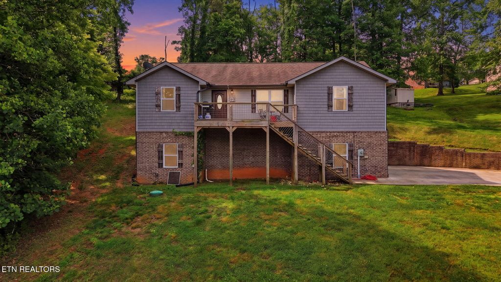 Photo of 3259 River Pointe Circle, Kodak, TN 37764 (MLS # 1340442)
