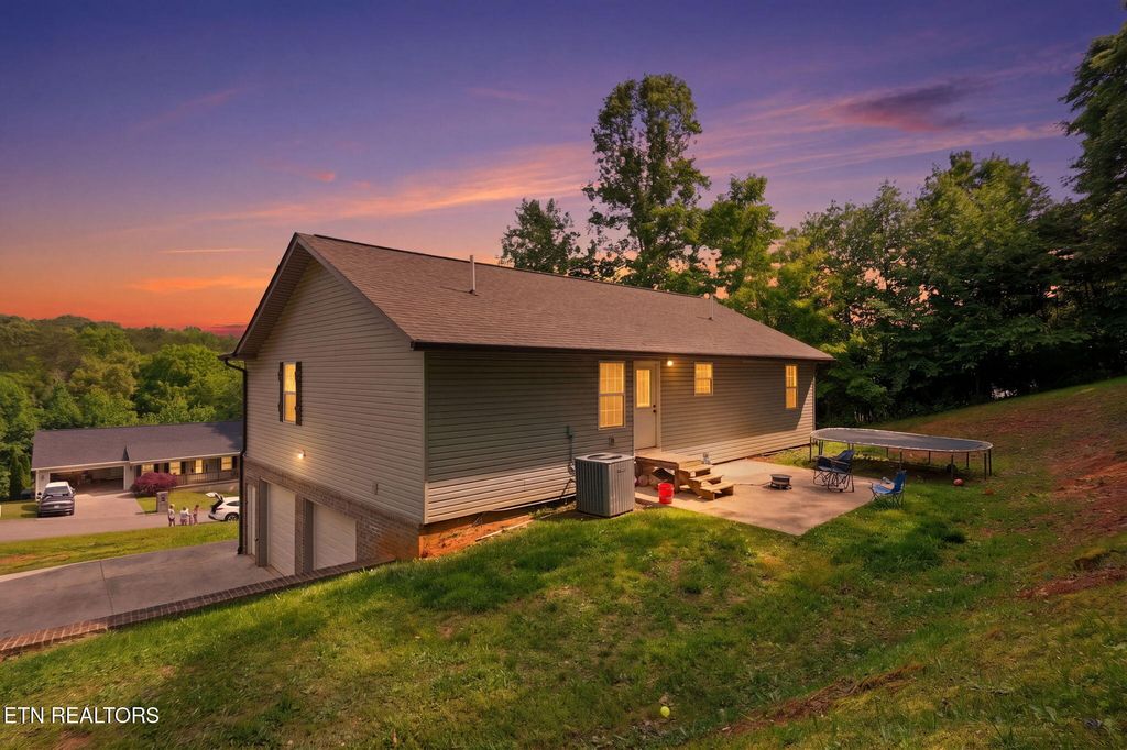 Photo of 3259 River Pointe Circle, Kodak, TN 37764 (MLS # 1340442)