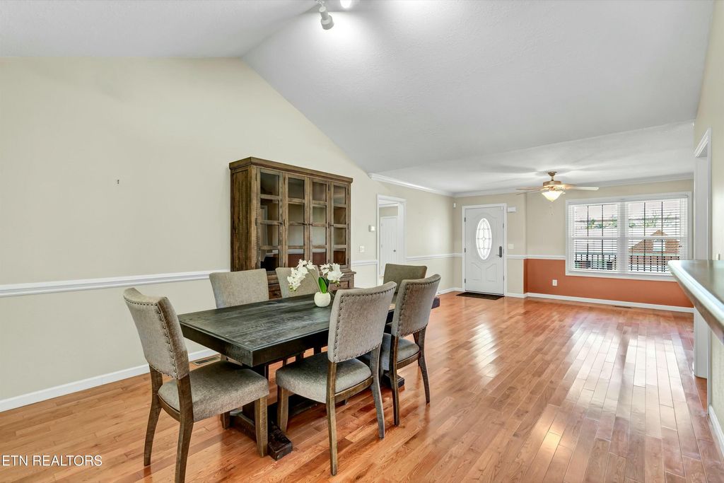 Photo of 139 Flag Stone Way, Clinton, TN 37716 (MLS # 1297278)