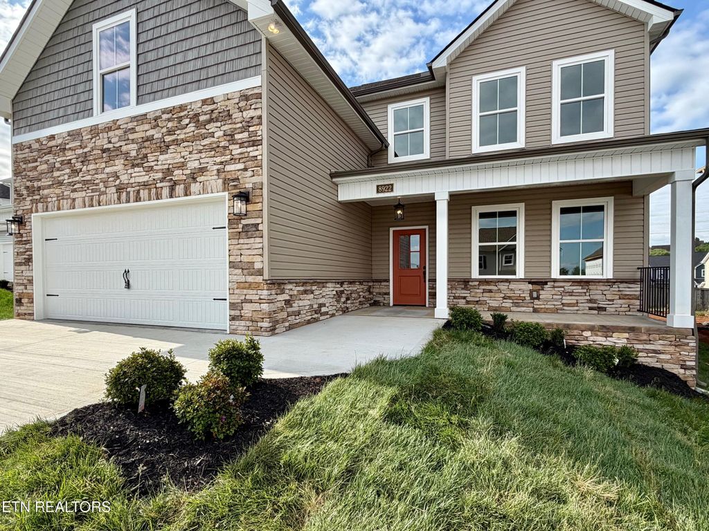 Photo of 8922 Queensdale Lane, Knoxville, TN 37924 (MLS # 1338922)