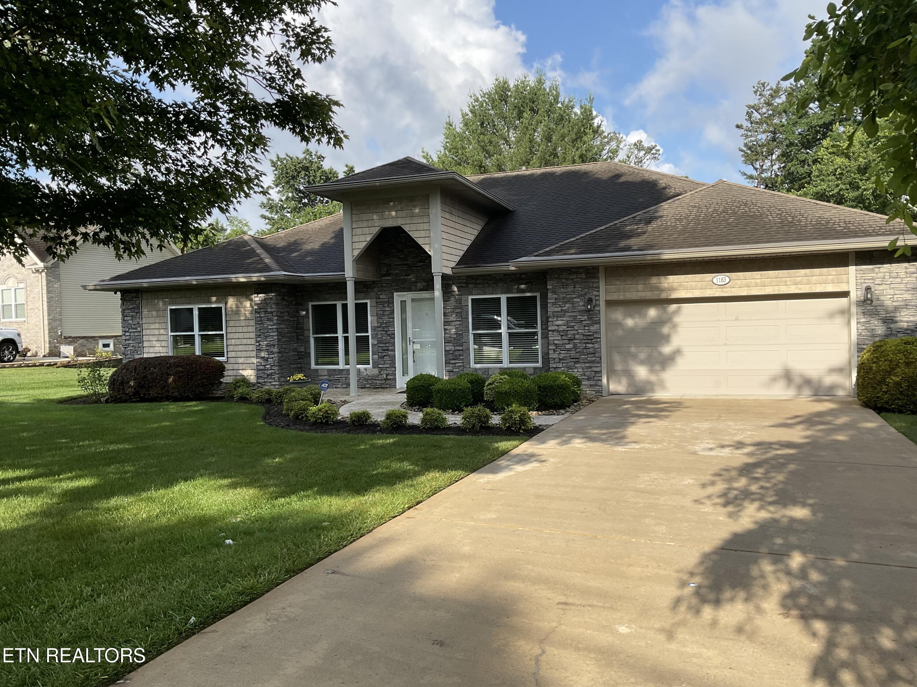 1183 E Deer Creek Drive