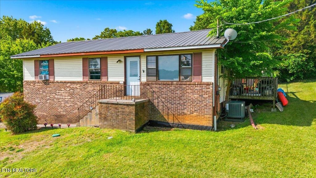 Photo of 6217 Renee Rd, Corryton, TN 37721 (MLS # 1340326)