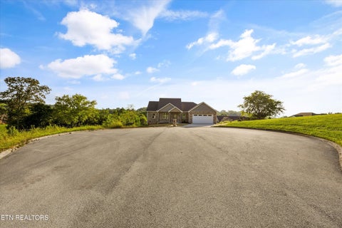Tiny photo for 2335 Louisiana Court, Seymour, TN 37865 (MLS # 1347684)