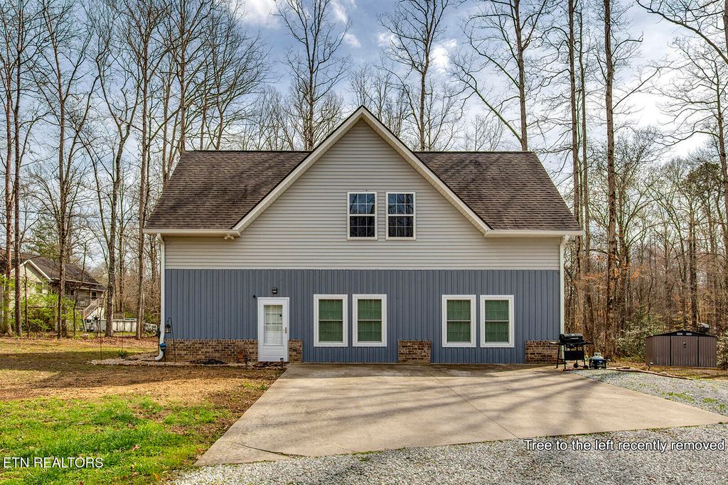 Photo of 221 Irwinton Drive, Ten Mile, TN 37880 (MLS # 1332027)