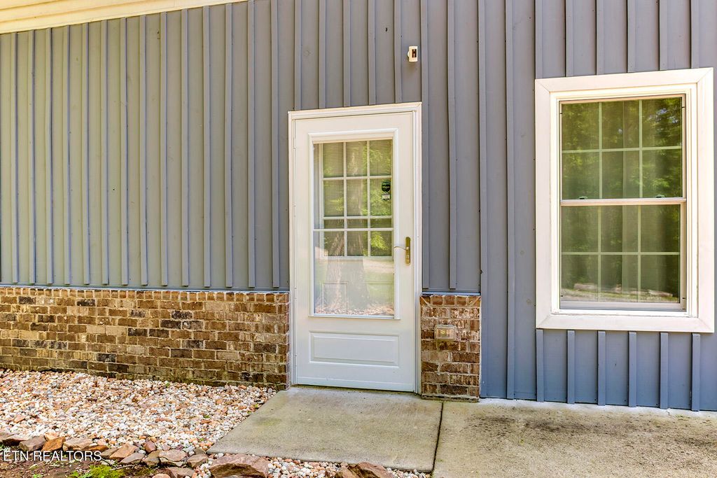 Photo of 221 Irwinton Drive, Ten Mile, TN 37880 (MLS # 1332027)
