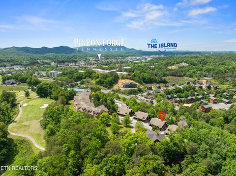 Tiny photo for 841 Golf View Blvd, Pigeon Forge, TN 37863 (MLS # 1339465)