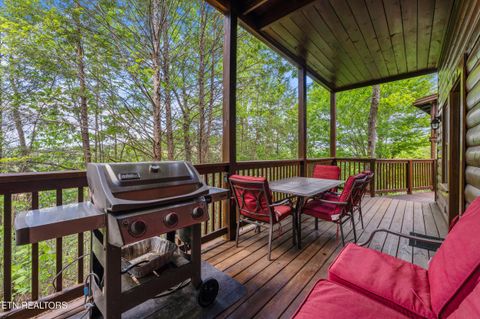 Tiny photo for 841 Golf View Blvd, Pigeon Forge, TN 37863 (MLS # 1339465)