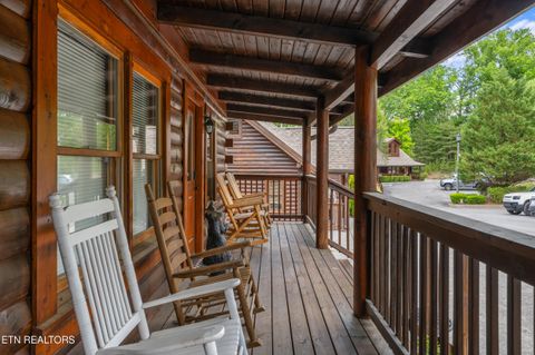 Tiny photo for 841 Golf View Blvd, Pigeon Forge, TN 37863 (MLS # 1339465)
