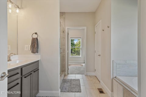 Tiny photo for 104 Pineberry West Rd, Oak Ridge, TN 37830 (MLS # 1350402)