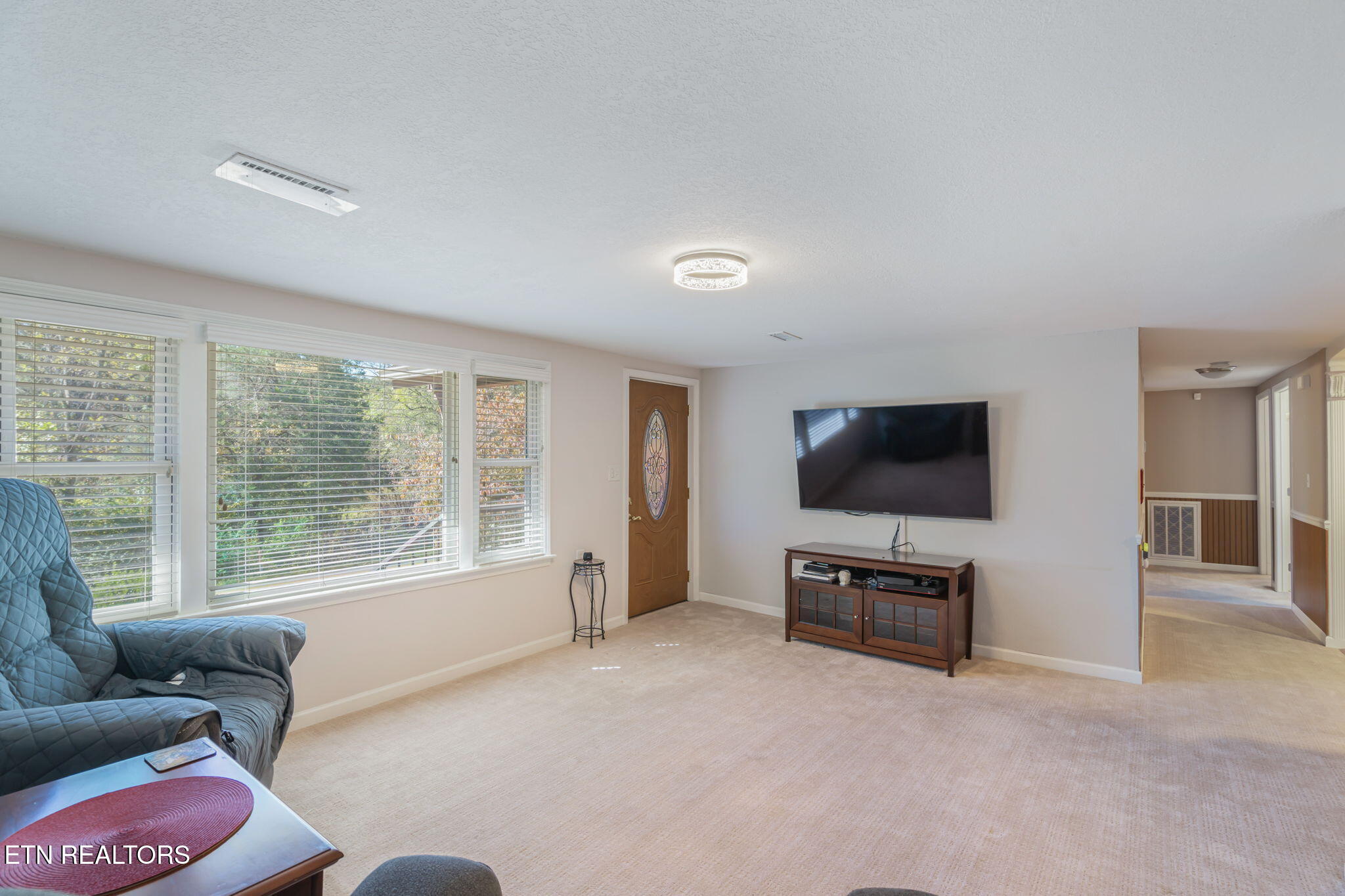 9203 E Antioch Church Rd