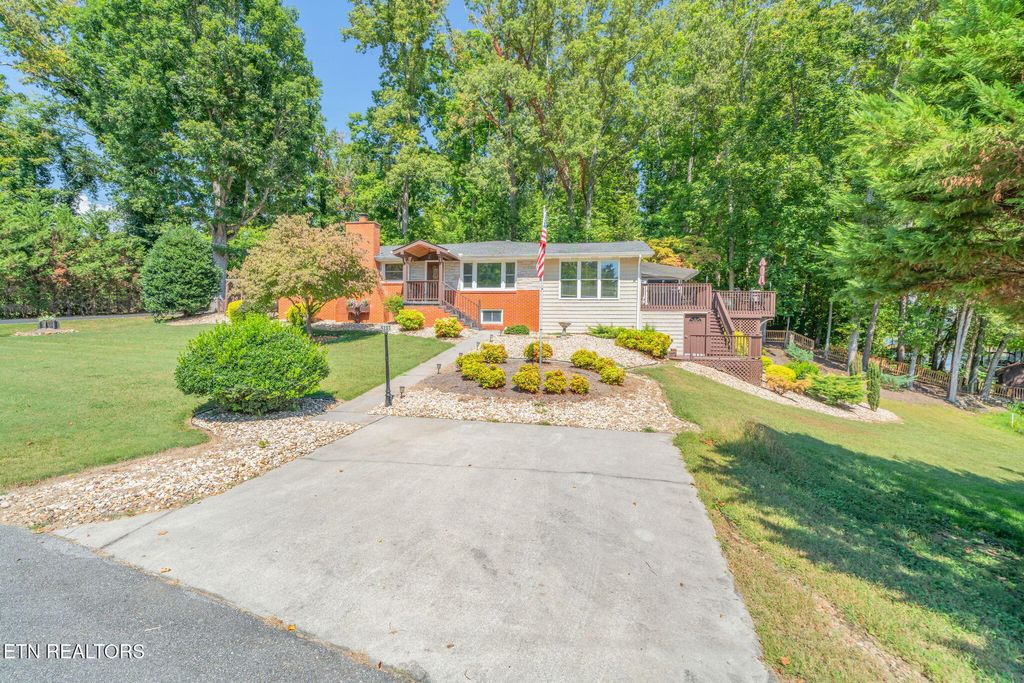 Photo of 9203 E Antioch Church Rd, Lenoir City, TN 37772 (MLS # 1318449)
