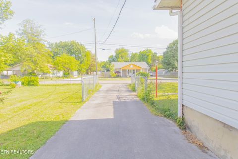 Tiny photo for 2419 Seymour Ave, Knoxville, TN 37917 (MLS # 1341322)