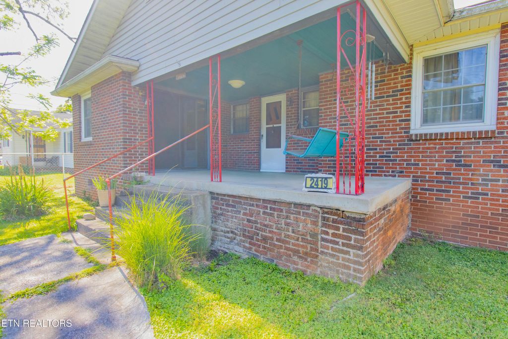 Photo of 2419 Seymour Ave, Knoxville, TN 37917 (MLS # 1341322)