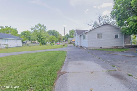 Tiny photo for 2419 Seymour Ave, Knoxville, TN 37917 (MLS # 1341322)