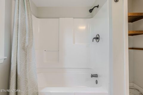 Tiny photo for 330 Glenn Lane, Spring City, TN 37381 (MLS # 1335057)