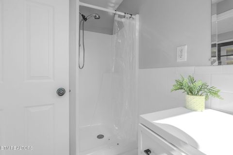 Tiny photo for 330 Glenn Lane, Spring City, TN 37381 (MLS # 1335057)