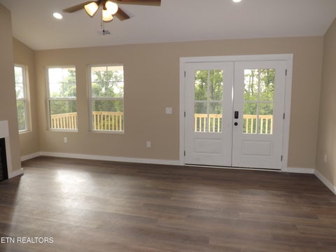 Tiny photo for 328 Wilson Hurst St, Tazewell, TN 37879 (MLS # 1354972)