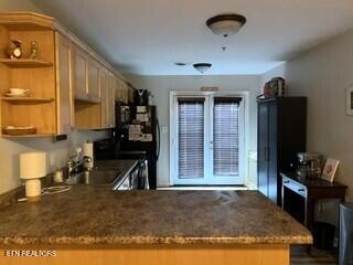 1801 Lake Ave 102