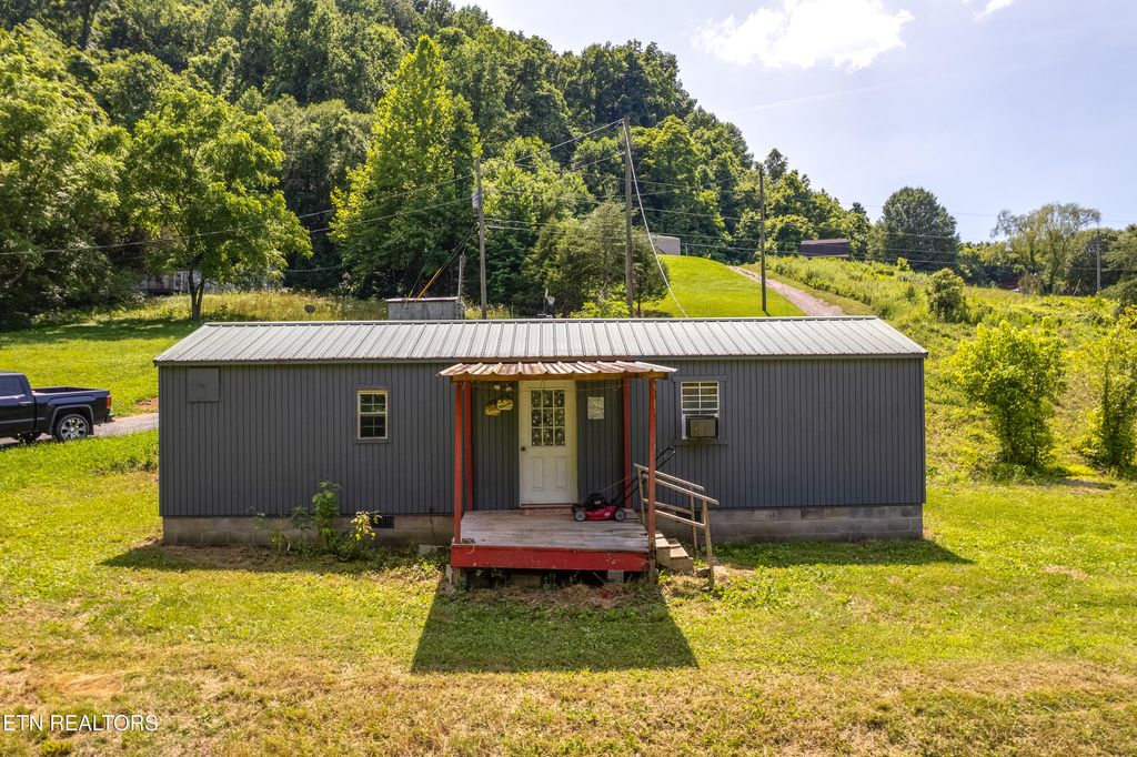 Photo of 431 High Ridge Court, Maynardville, TN 37807 (MLS # 1307669)