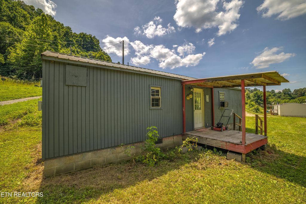 Photo of 431 High Ridge Court, Maynardville, TN 37807 (MLS # 1307669)