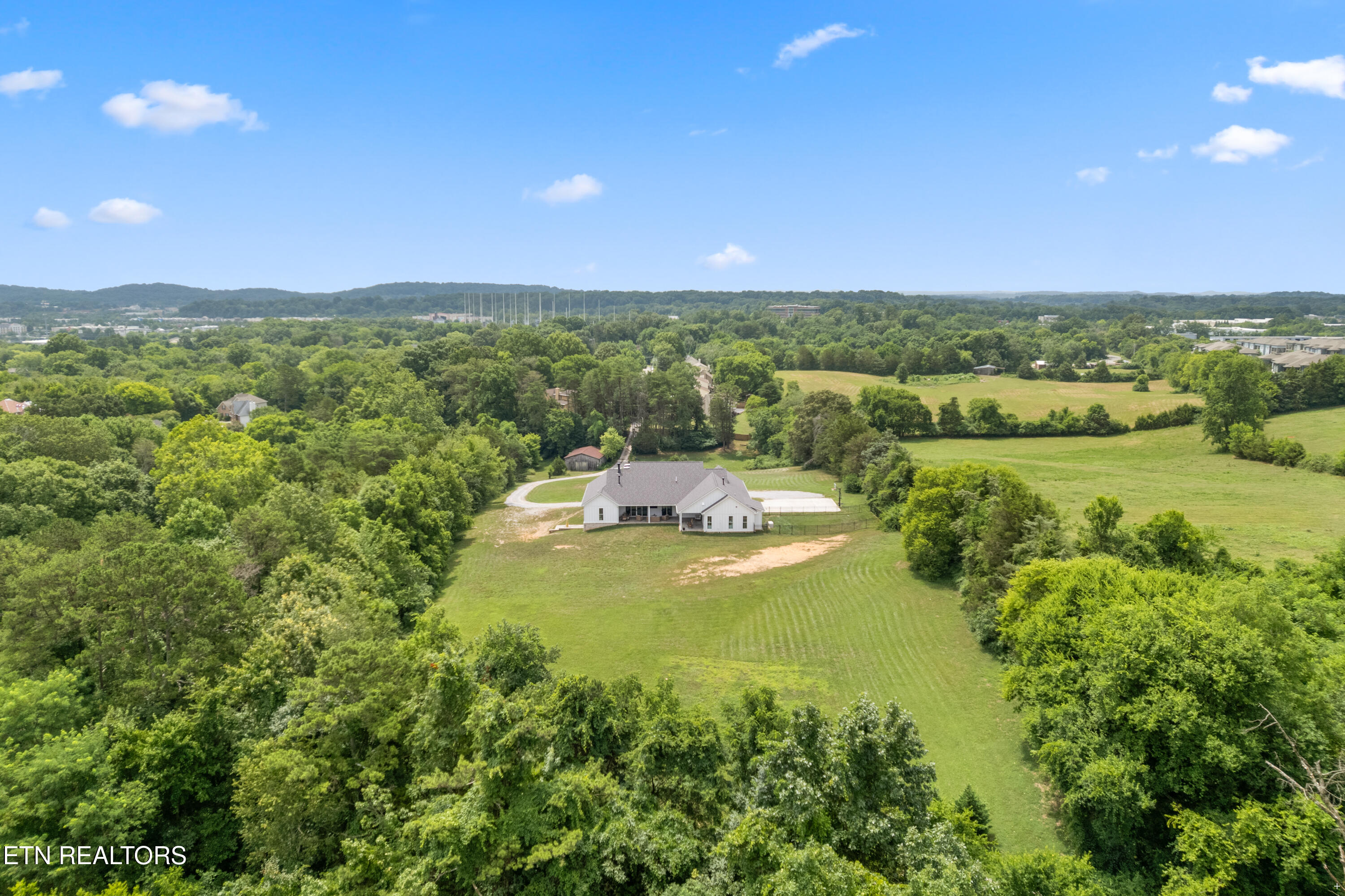 1014 High Springs Rd