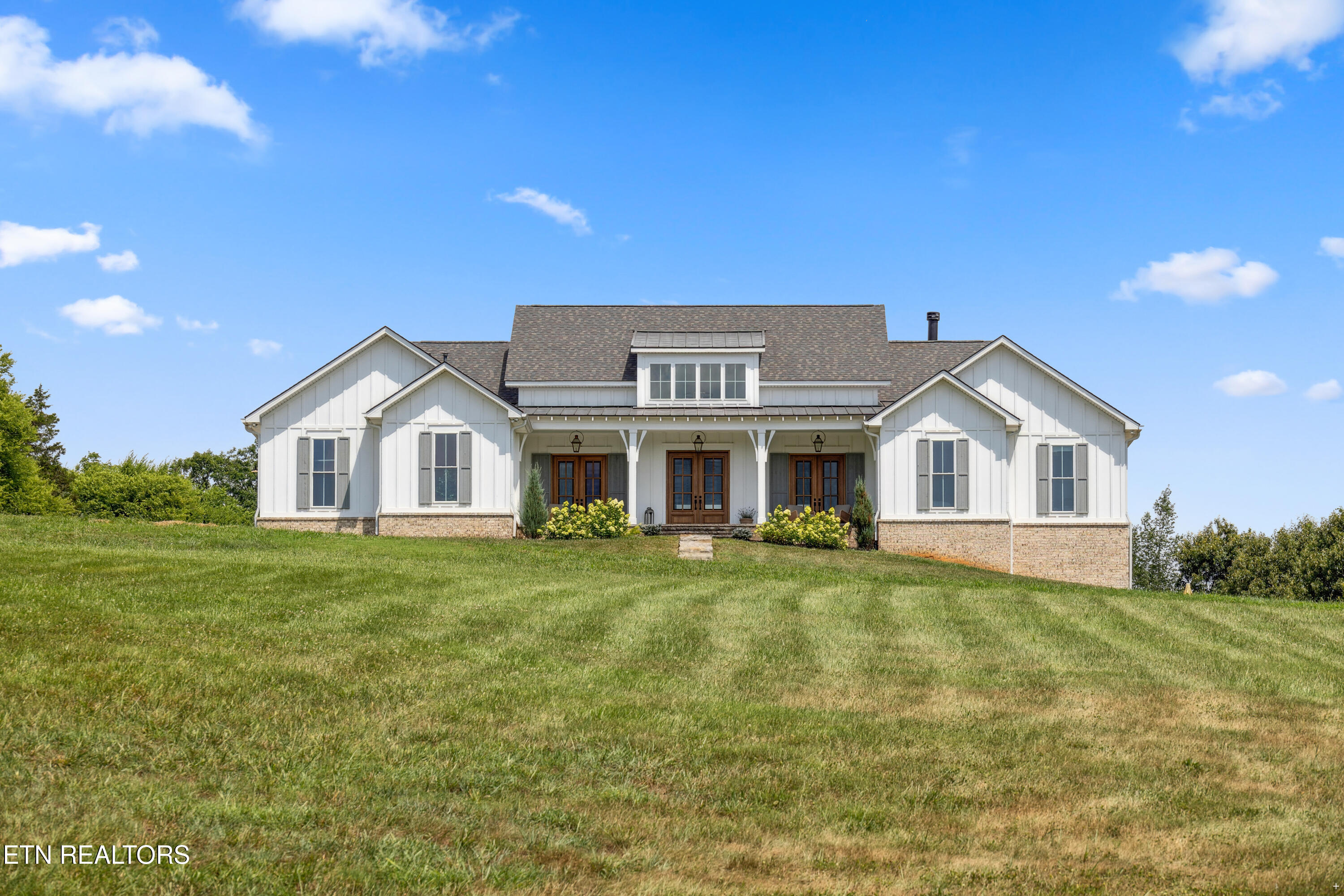 1014 High Springs Rd