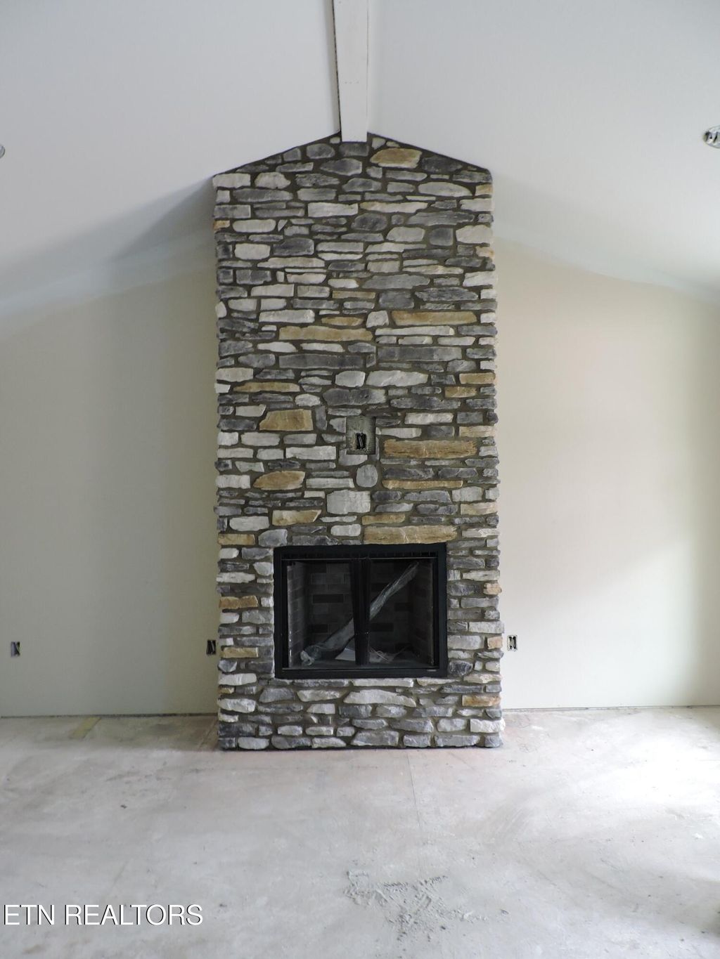 Photo of 246 Pomeroy Drive, Fairfield Glade, TN 38558 (MLS # 1325291)