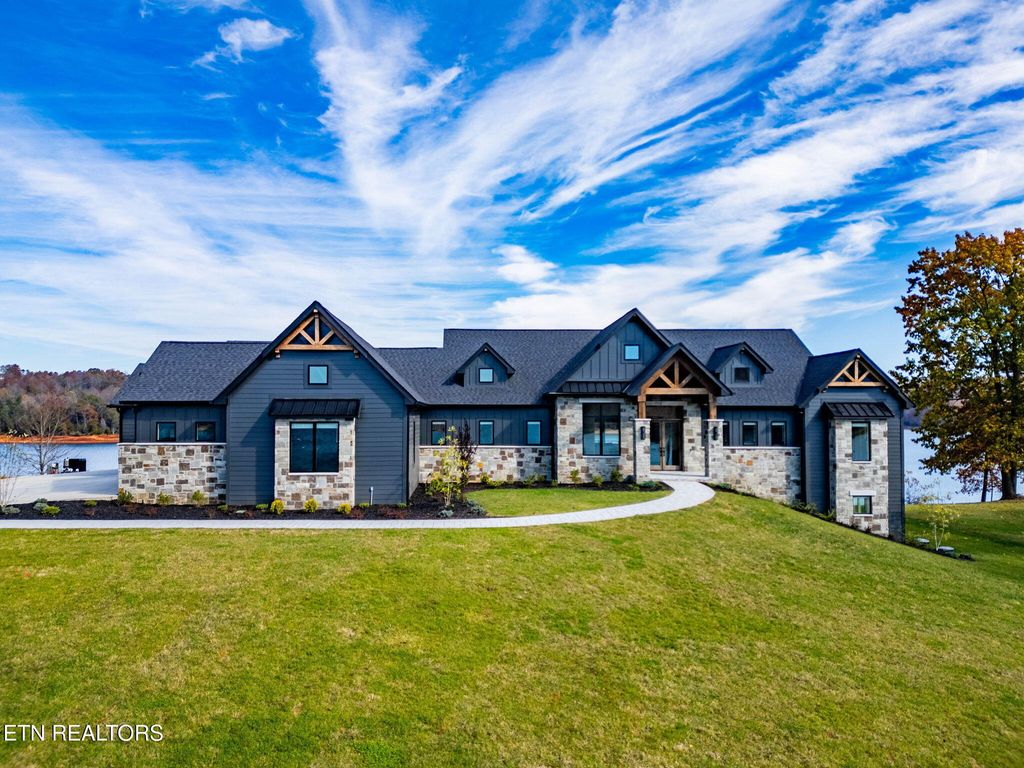 Photo of 135 Crown Jewel Lane, LaFollette, TN 37766 (MLS # 1321642)