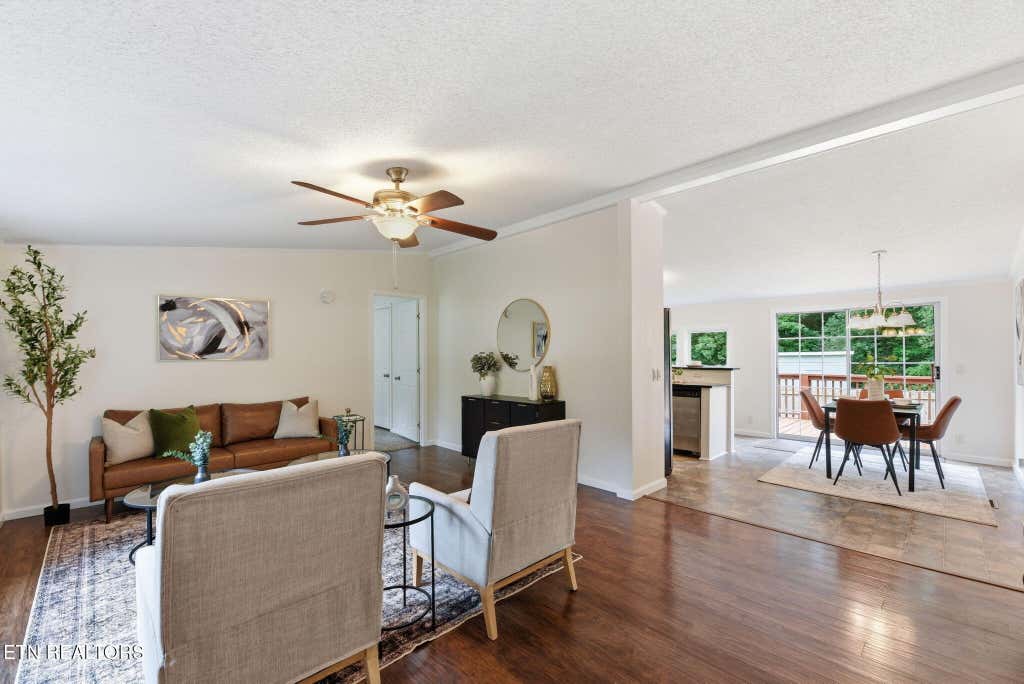 Photo of 922 Poplar St, Alcoa, TN 37701 (MLS # 1347644)
