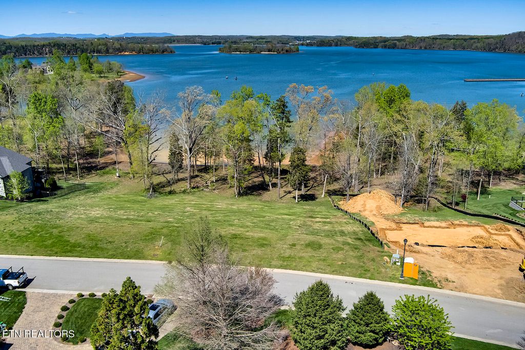 Photo of 16718 Lighthouse Pointe Drive, Lenoir City, TN 37772 (MLS # 1332520)