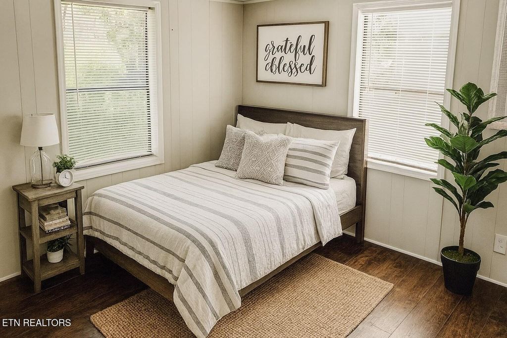 Photo of 4005 Ivy Ave, Knoxville, TN 37914 (MLS # 1325850)