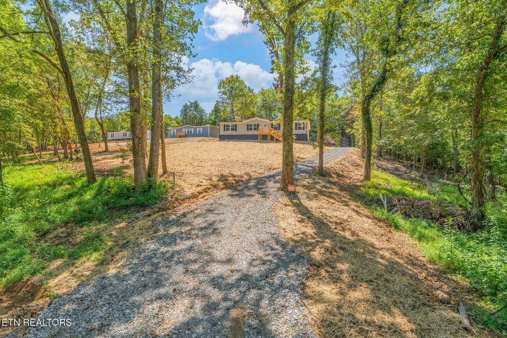 Photo of 772 Little Dogwood Rd, Kingston, TN 37763 (MLS # 1313772)