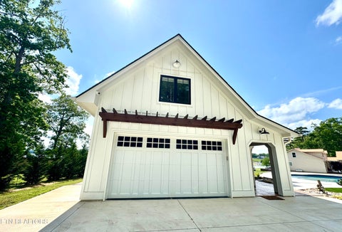 Tiny photo for 2227 Ted Moore Rd, Dandridge, TN 37725 (MLS # 1343249)