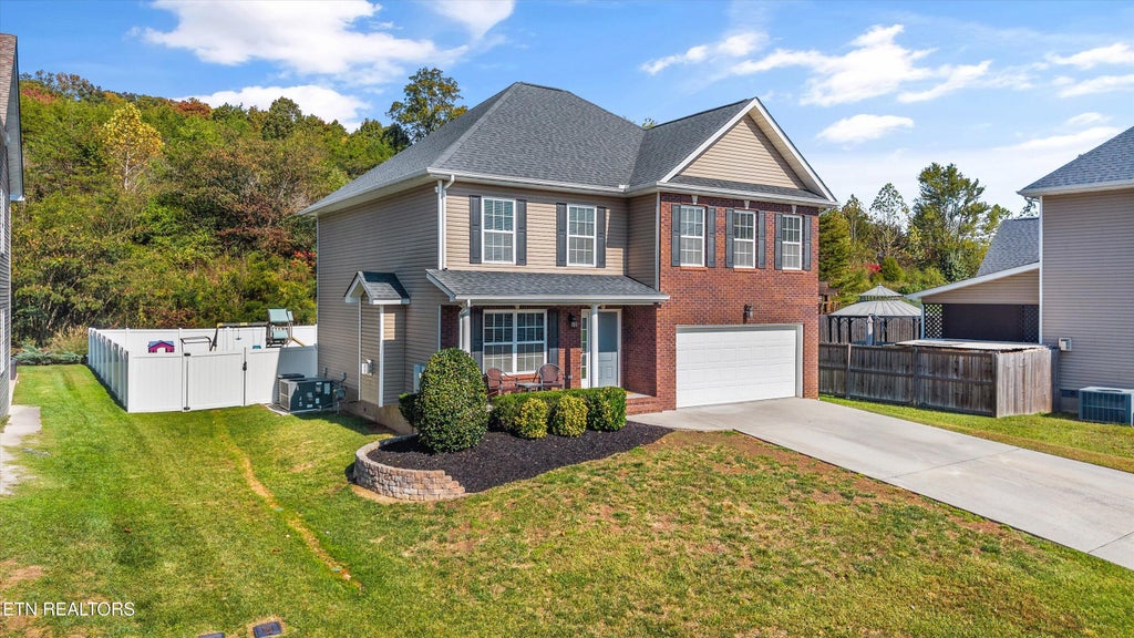 Photo of 5907 Loftis Creek Lane, Knoxville, TN 37924 (MLS # 1319670)
