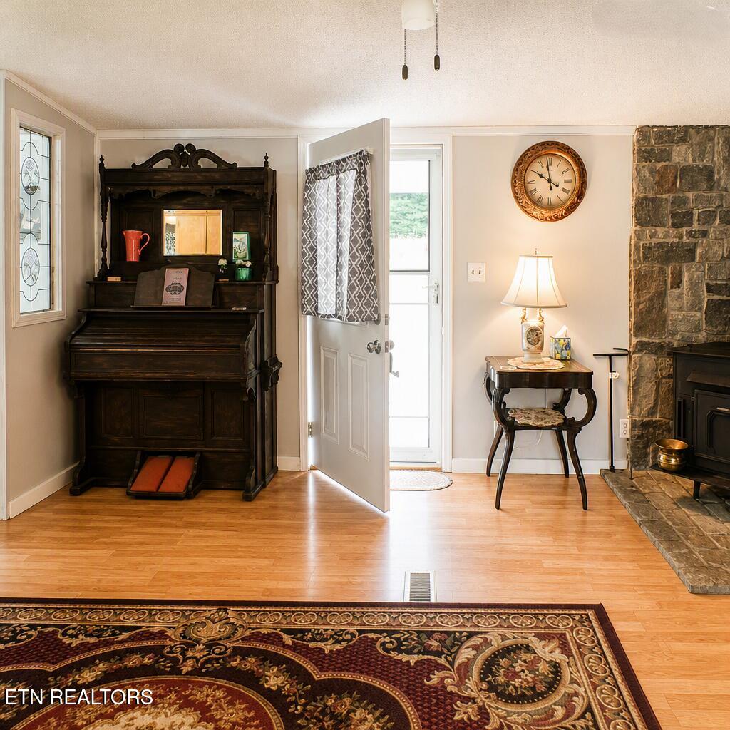 Photo of 101 Daymon Circle, Crossville, TN 38572 (MLS # 1358590)